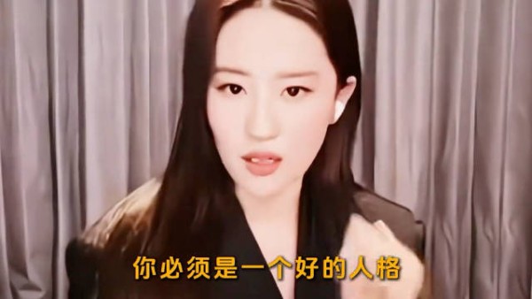男主熬大夜拍的打戏全剪光,女主打戏靠打码遮替身?你怎么看ꙩ_ꙩ