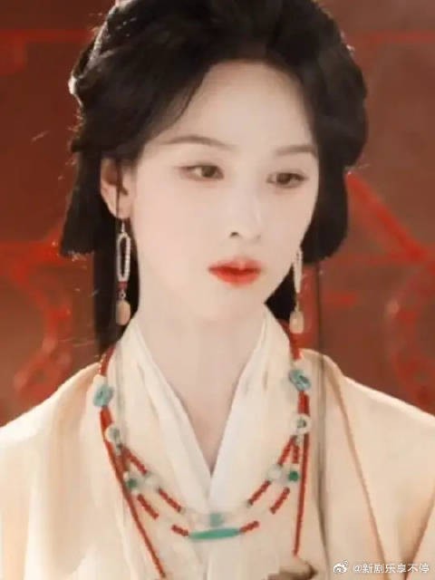 没有任何事情逃脱楚朝的眼睛