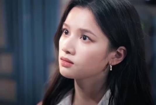 宋威龙张婧仪新剧法式索吻名场面引爆期待
