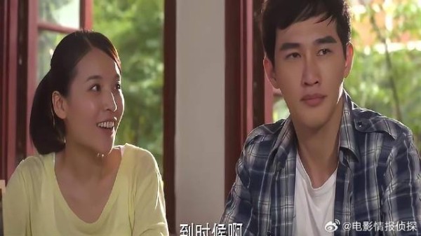 见赵默笙不追自己,何以琛不开心了,面色沉重起来