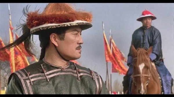武状元苏乞儿:丐帮对阵军队,帮主一马当先,上演绝世轻功!
