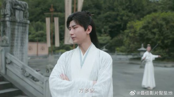 李莲花遭灭口 方多病霸气救场，瞬间化身保镖