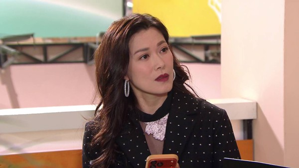 TVB女星自爆失业，计划长期离港，背后原因令人心酸