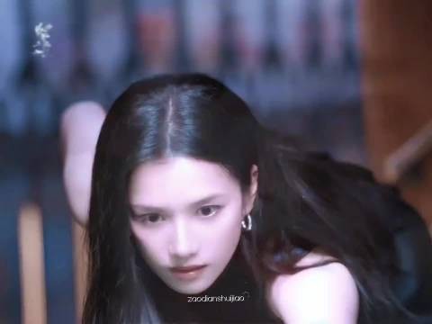 张婧仪饰演苗靖出场时段收视率冲高
