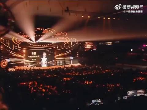 尼格买提叫热巴全名时,热巴很开心名字里最好的祝福