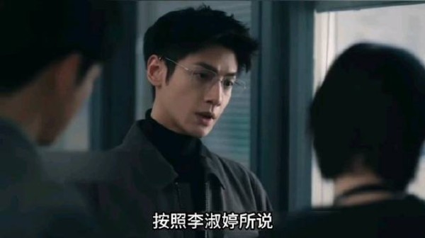 警方发现杀人凶手遇害，真凶仍在逃