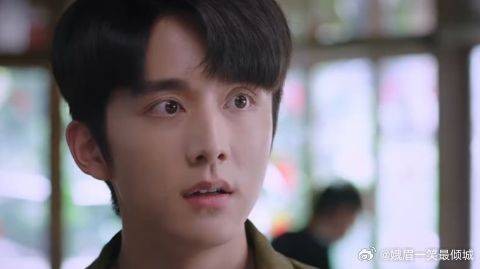 张新成这段戏太牛，面对贺梅时反应亮了，凌霄都跪服