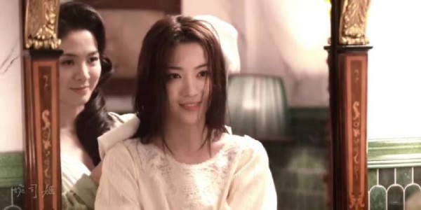 我真的尖叫了… 本体露出两只小狗甜晕倒