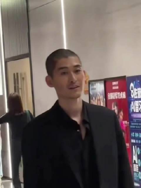张翰短发造型曝光疑转型