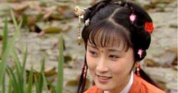 红楼梦里出现的第一个女子,命运悲惨,却是贾宝玉的暗恋对象