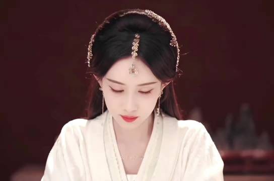 杨紫包场孟子义新片百花杀,两人曾合作沉香如屑