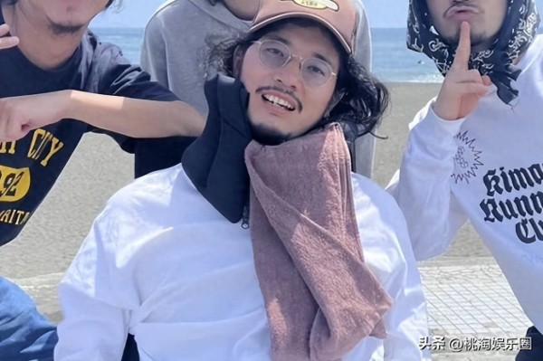 33岁男星脑出血停工6年，最新康复进展曝光：终于能正常吃饭了