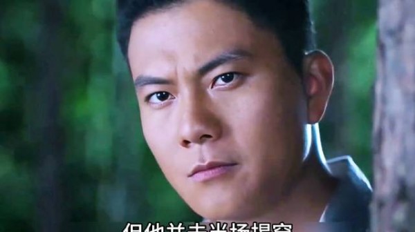 女孩假借上厕所,却偷偷给鬼子传递重要情报