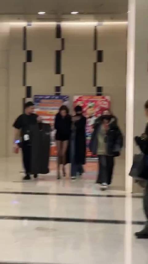 关晓彤23年视频曝光,长腿引热议