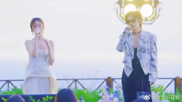 周震南陈卓璇音你而来「第三个吻痕」直拍好美!