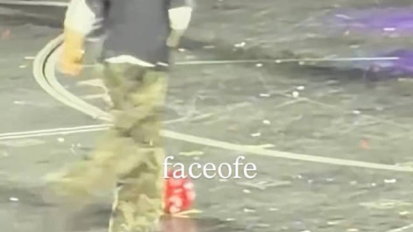 柾国连足球也踢得很好⚽ /faceofe 260712 BTS世巡 慕尼黑演唱会Day2 