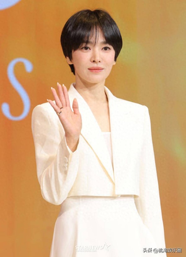合作14年后正式分手!宋慧乔官宣新去向,20年核心团队集体跟随