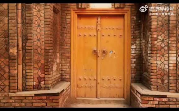 内娱能不能多来点这种自信热烈的剧，李兰迪真的太适合这种风格了