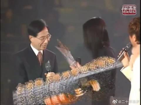 王菲拿最多的奖,说最少的话,因为她是王菲,所以一切都很合理
