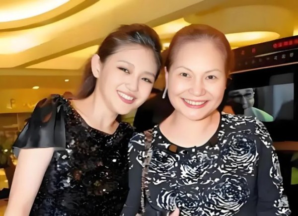S妈接受媒体采访,否认指使具俊晔争遗产,再次提到要流落街头