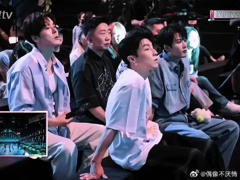 心疼杨迪1秒钟，刷一次笑一次