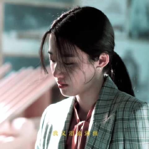 卢昱晓真的是越素越美!潘家园拍的写真幻视李佳了家人们