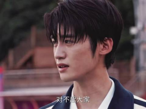 哎哟文成业跌跌撞撞跑过来队友们都眼含热泪的这段，我真看哭了