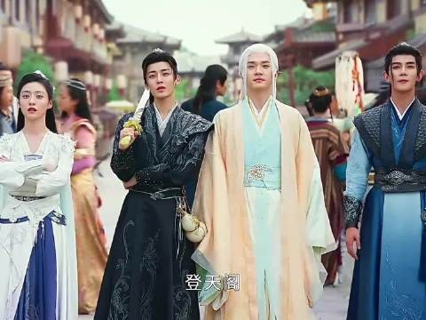 别人闯登天阁都是一层一层打,可李长生却能直接跳到阁顶