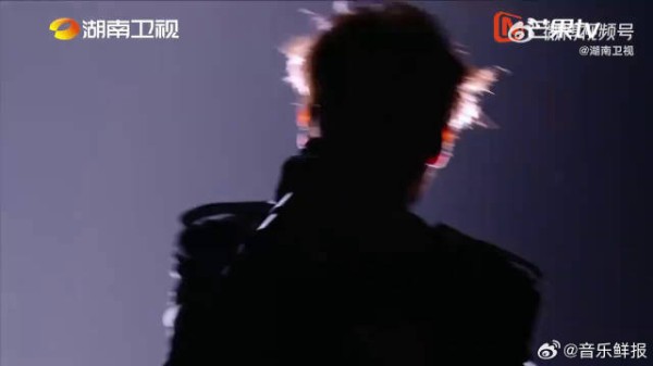 别人都在谈恋爱,张远在恋舞台,这哥对舞台是真爱啊