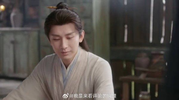 李莲花询问反派老巢 不料被手下背叛,下秒惨了
