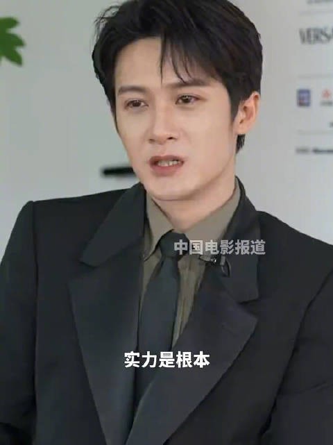檀健次称实力是根本