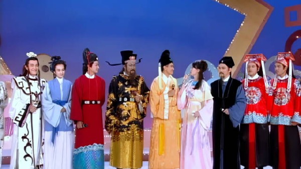 哈哈,入乡随俗,包青天来了也要说一点广东话!邓梓枫 何家劲杨怀民