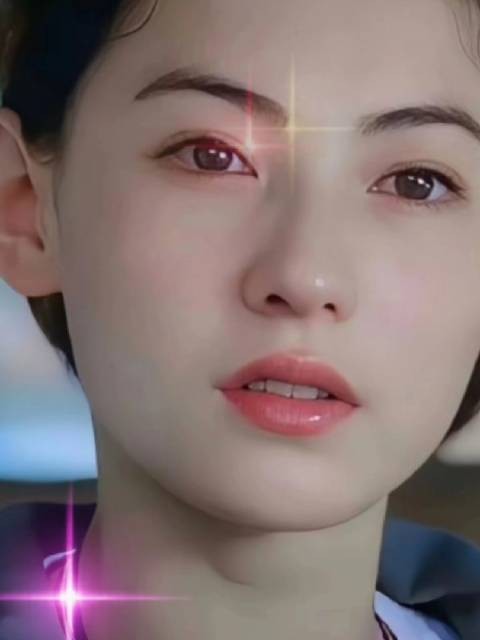 张柏芝带刺蔷薇风姿绰约，独自育儿诠释女性柔韧