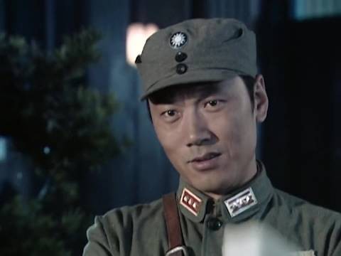红色记忆:参谋长单独给团长夫人摆庆功宴,团长不是滋味了