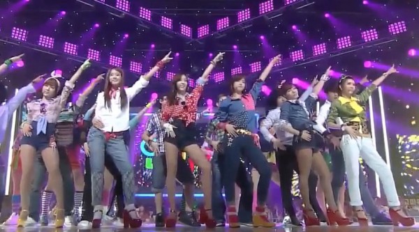 十五年前的今天(110724),T-ara 带来《Roly Poly》的现场舞台并获得一位