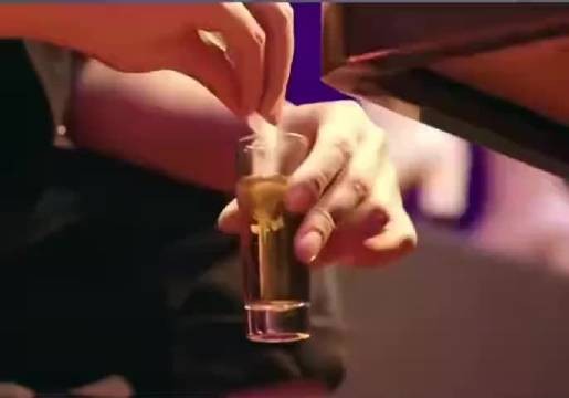 夜店里的陷阱，真是防不胜防！