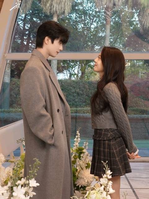 宋威龙展示林屿森等角色,多部作品同步宣传