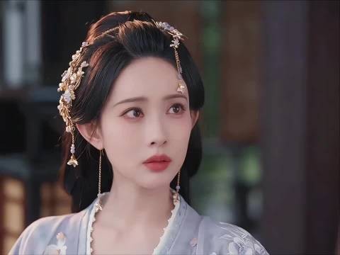 皇上见和亲公主与妘安相似,立马封为淑妃