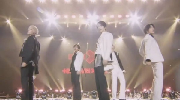 TXT《STICK WITH YOU + SO WHAT + LO$ER=LO♡ER》舞台