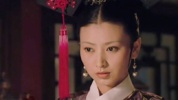 华妃嫉妒甄嬛盛宠,转头为难起甄嬛的好姐妹沈眉庄