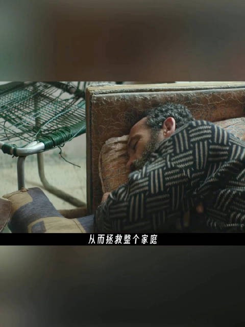 贫穷的父母只希望生更多的孩子,妄想能有一个一飞冲天带飞居然