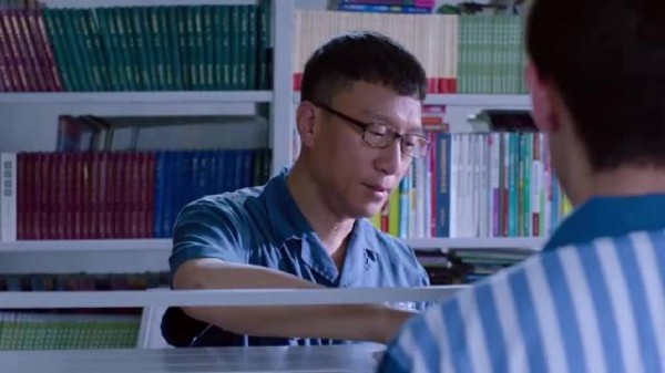 郑秋冬监狱拜大佬为师,42门课程开挂般学习,两次减刑提前出 狱!