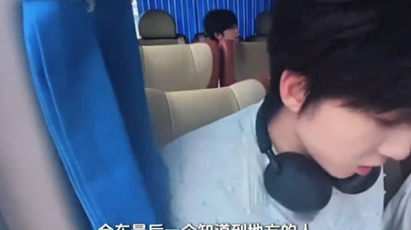 集训全员心态动摇出逃,杨博文潜心沉淀,尽显领头羊格局担当