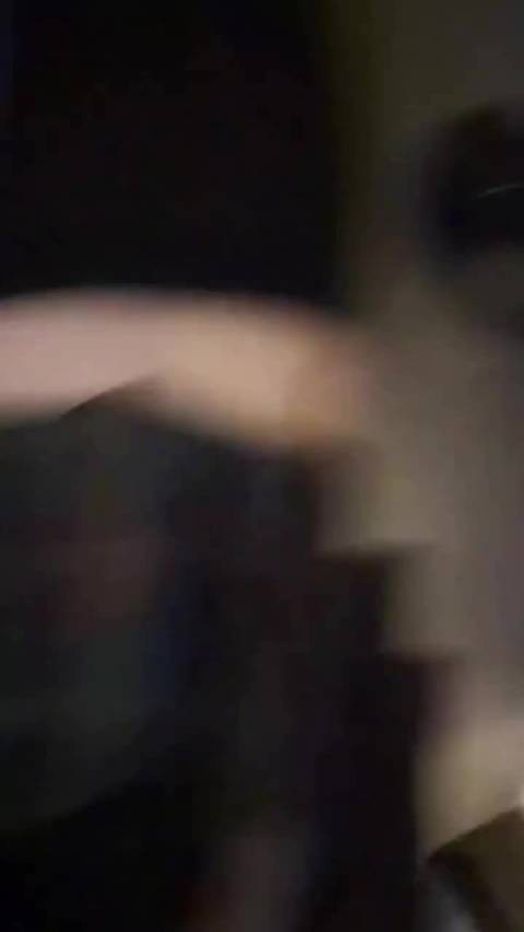 不能先等小姐姐拍完再过去吗