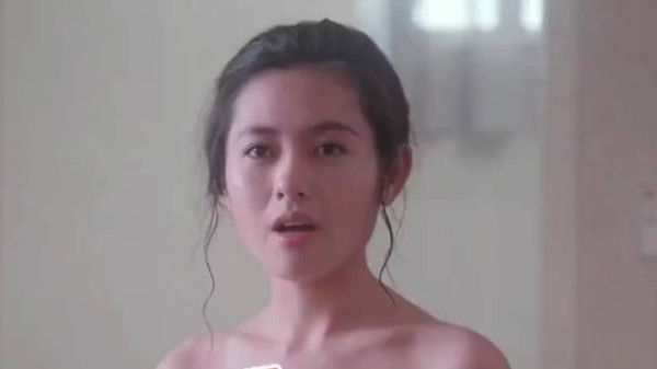 蜜桃 神级颜值，一颦一笑全是青春！8090后的女神人物！百看不厌