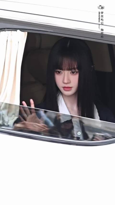 好帅..好纯正的恶女感