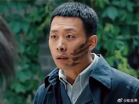 白玲怎么变黑玲了
