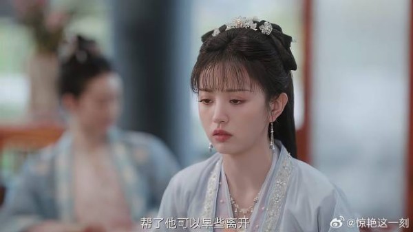 李薇发愁考试 姐妹为她交白卷,争着要考倒一