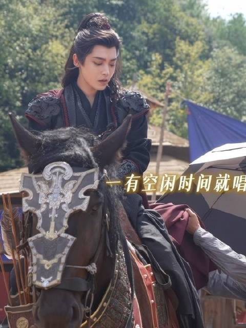 抓到一位随地大小唱的柿子