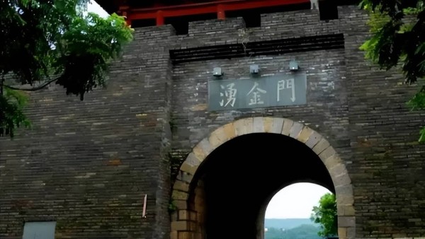 1894年杭州挖出武松墓！被小说骗了千年！解密水浒传真实的武松！